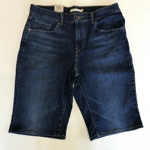 NWT Levi's Bermuda Blue Jeans Denim Shorts Size W30/10